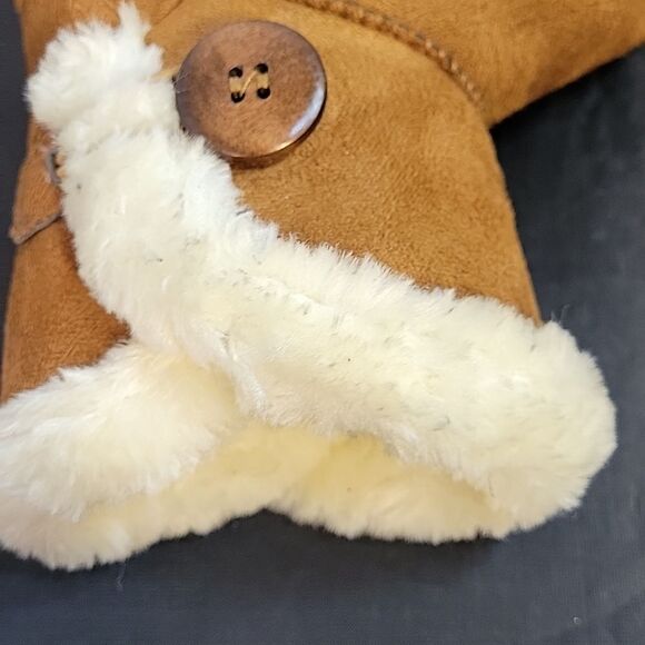 BRAND NEW KIDS KIDGETS SUEDE ANKLE BOOTIES - Picture 7 of 15